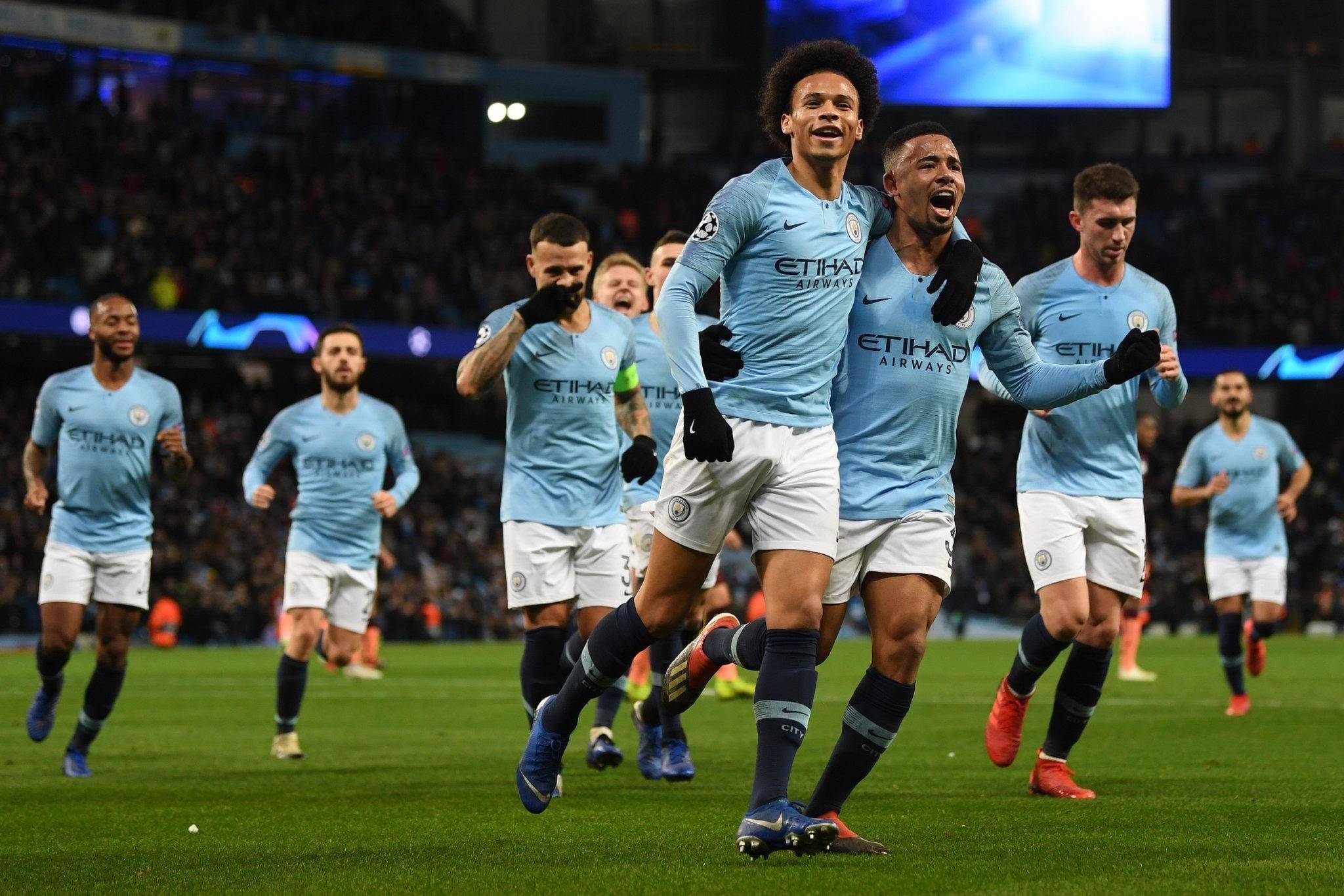 通过安东尼 通过安东尼